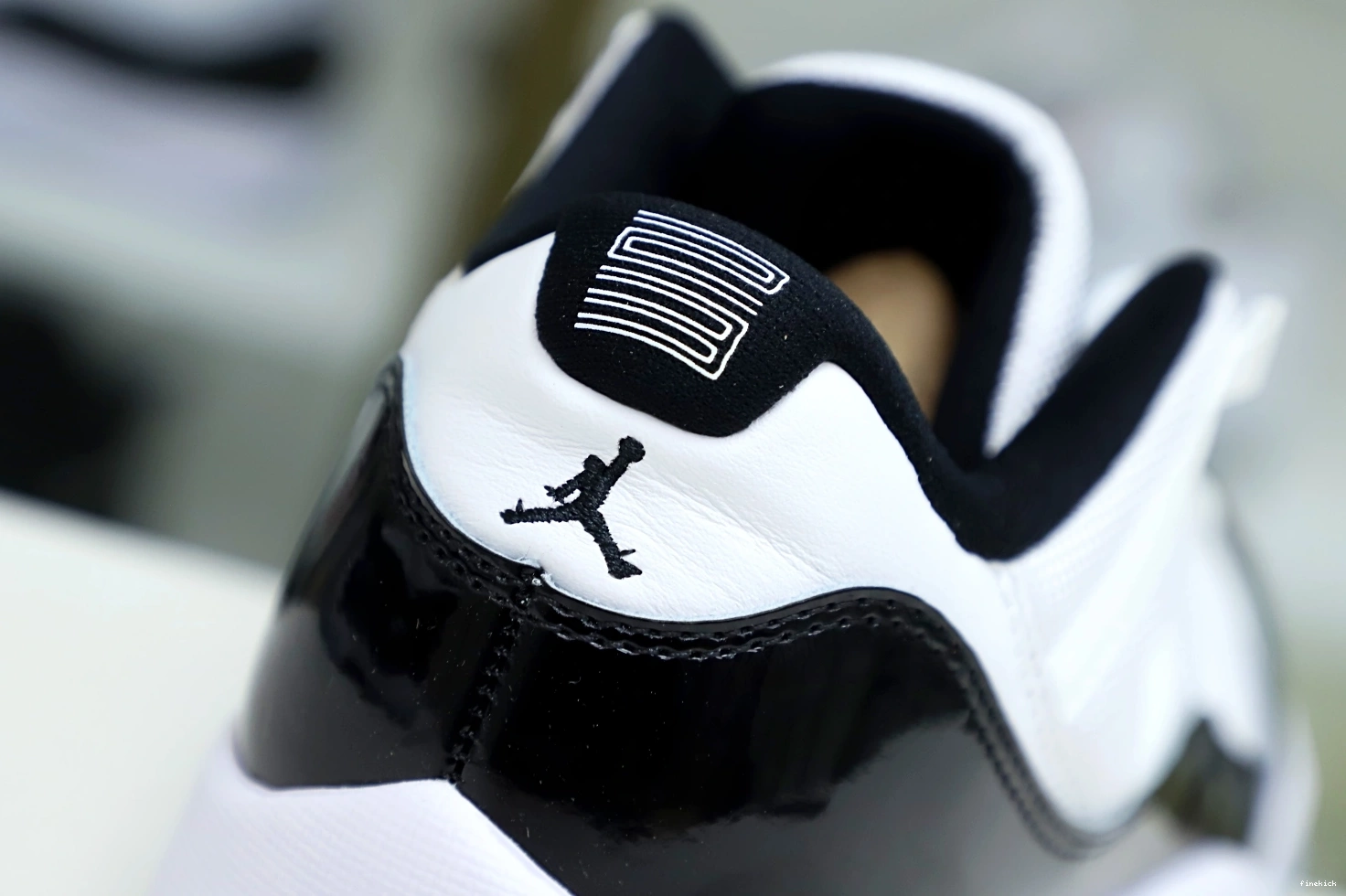 AIR JORDAN 11 LOW RETRO CONCORD 0721